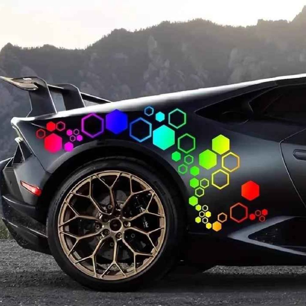 autocollant voiture multicouleur sur voiture sport