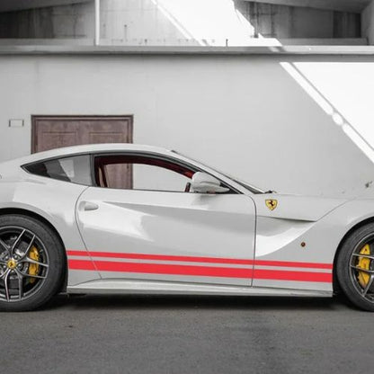 autocollant voiture sportstripe rouge sur fond blanc