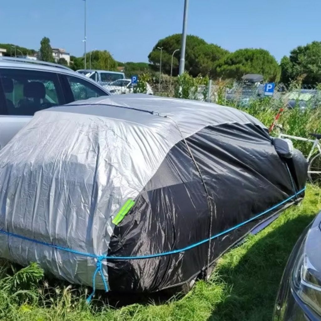bache voiture deux couleur contre soleil