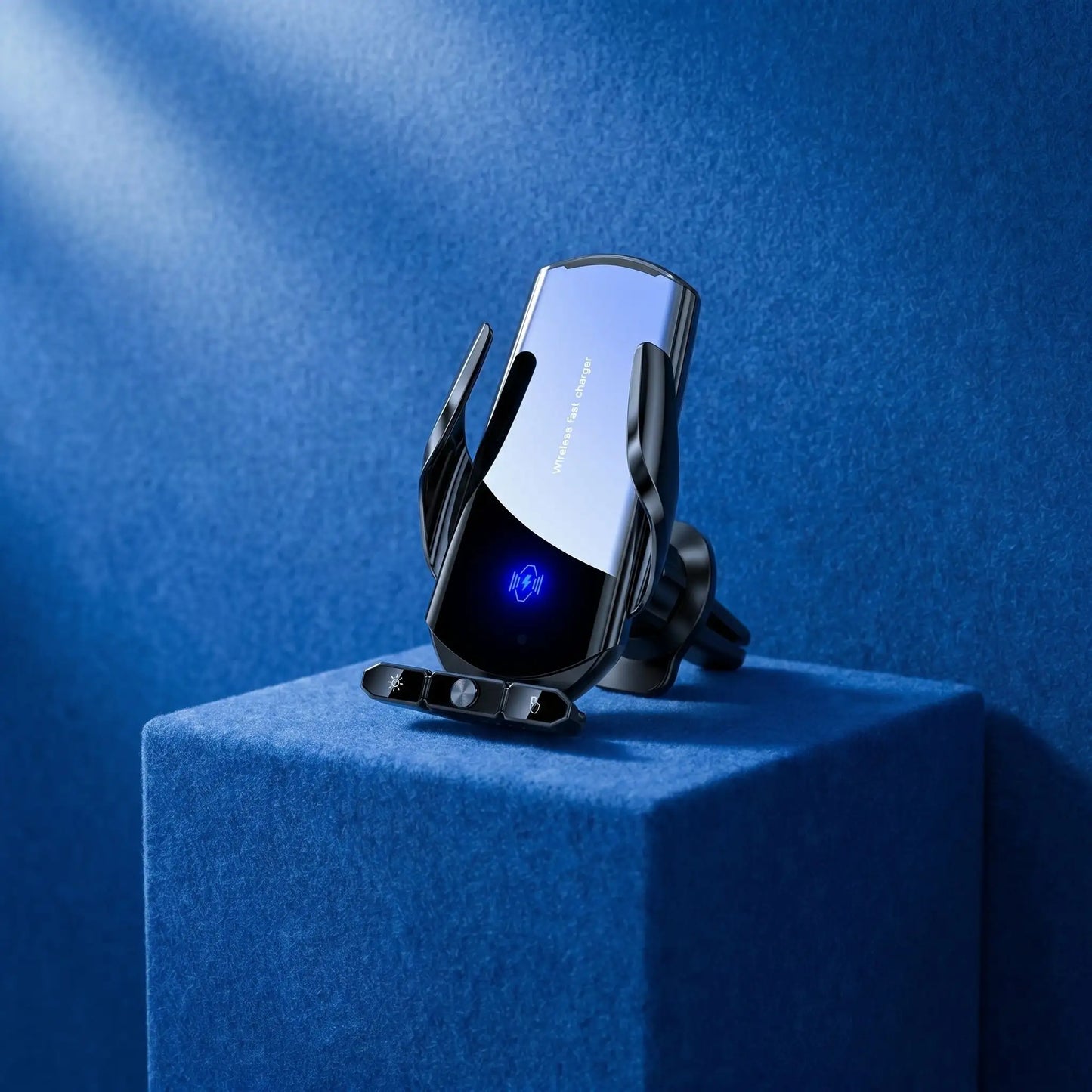 chargeur induction voiture sur cube
