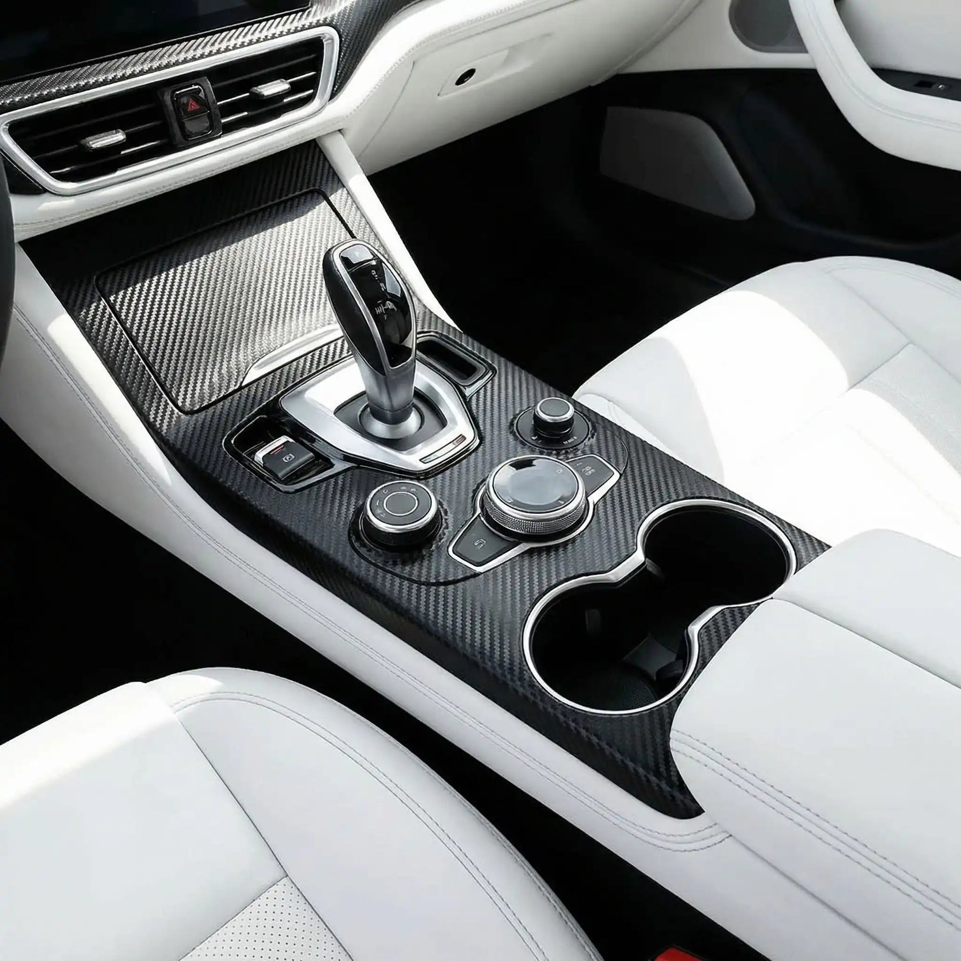 covering carbone sur console voiture