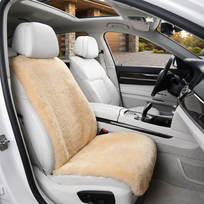 housse sieege auto beige sur banquette blanche